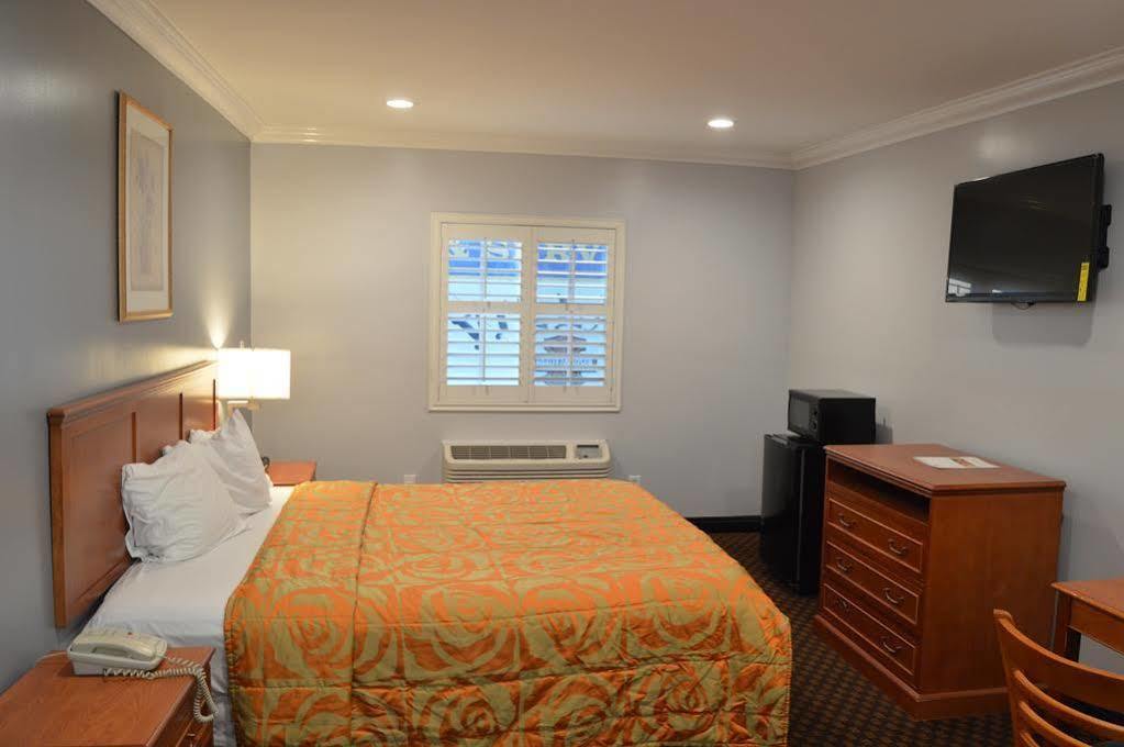 La Casa Inn Pasadena Eksteriør bilde